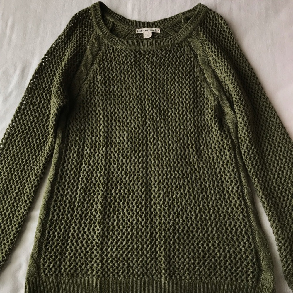 🌹 Closed knitted sweater